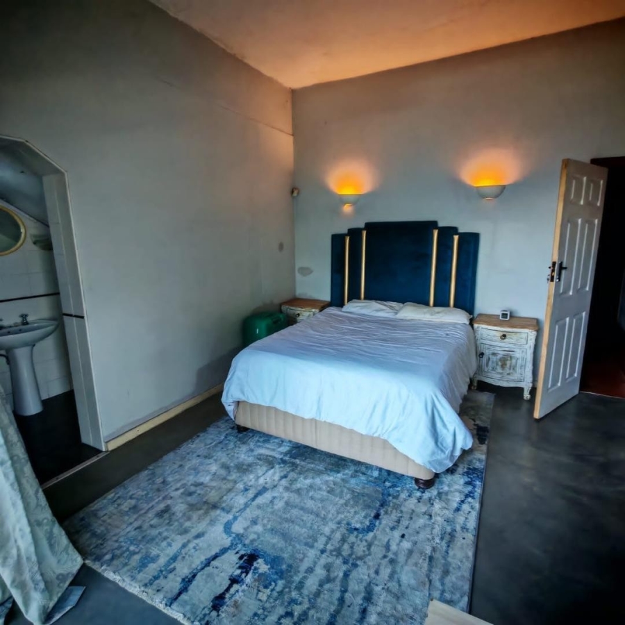 5 Bedroom Property for Sale in Bluff KwaZulu-Natal