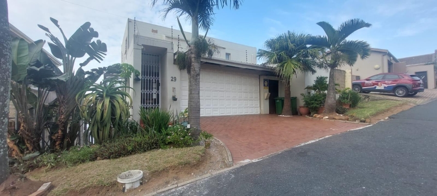 5 Bedroom Property for Sale in Bluff KwaZulu-Natal