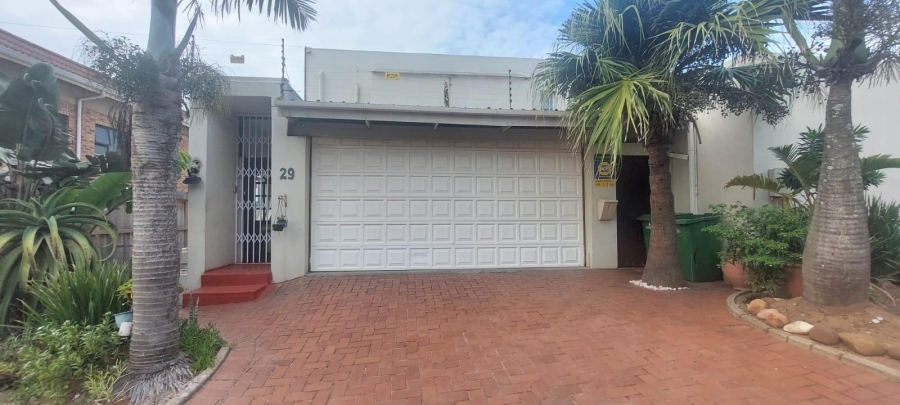 5 Bedroom Property for Sale in Bluff KwaZulu-Natal