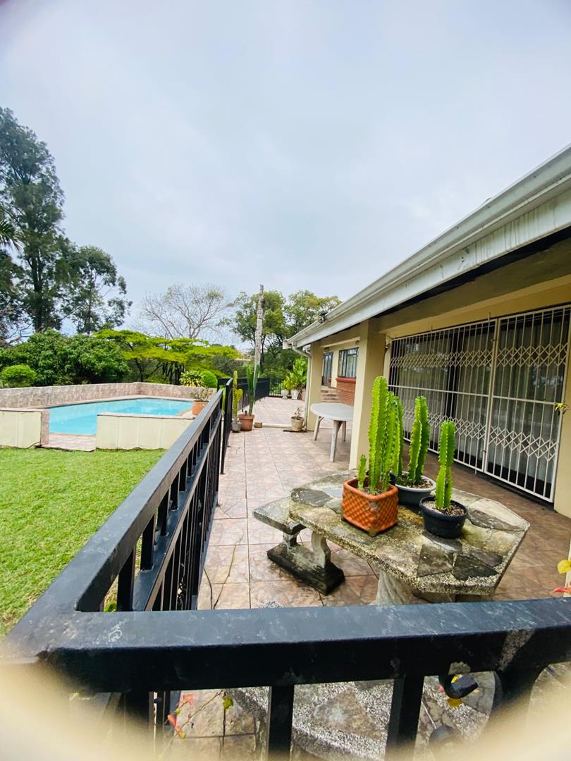 4 Bedroom Property for Sale in Dawncliffe KwaZulu-Natal
