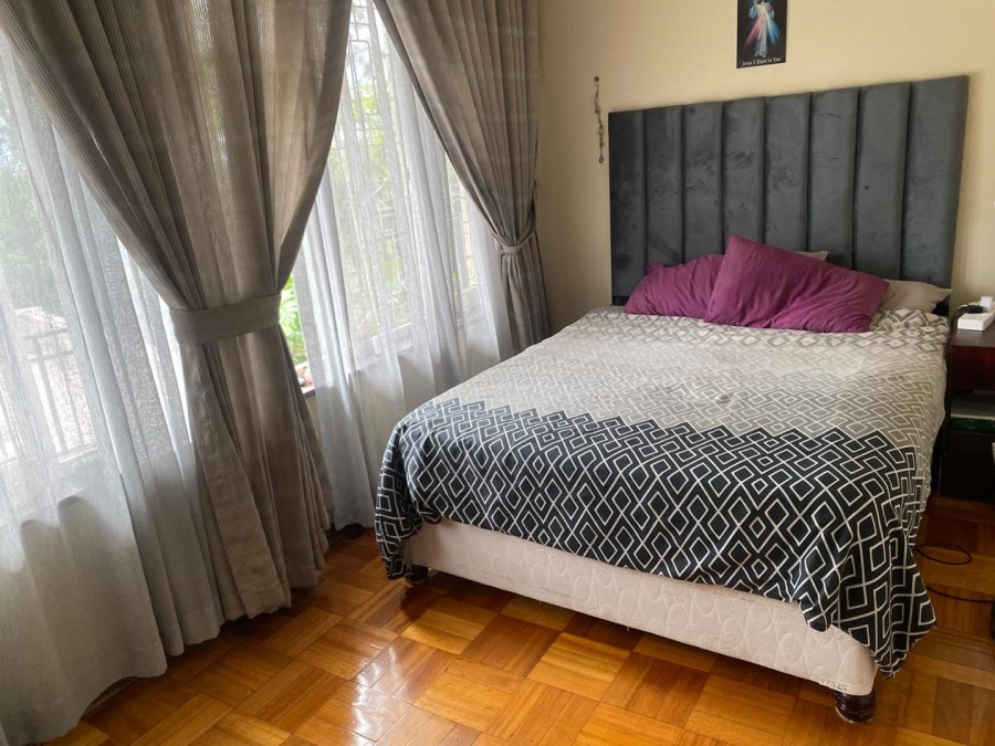 4 Bedroom Property for Sale in Dawncliffe KwaZulu-Natal