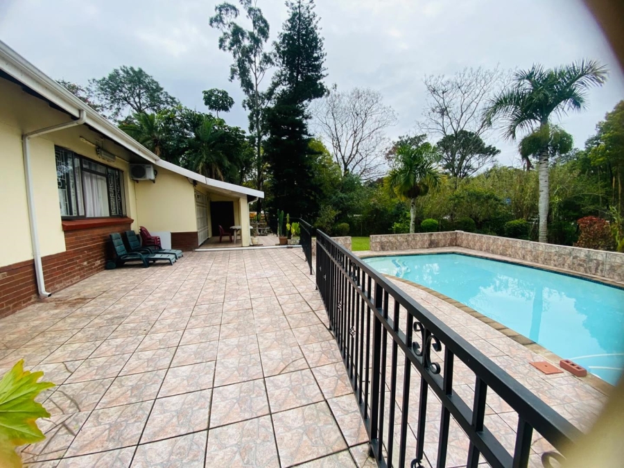 4 Bedroom Property for Sale in Dawncliffe KwaZulu-Natal
