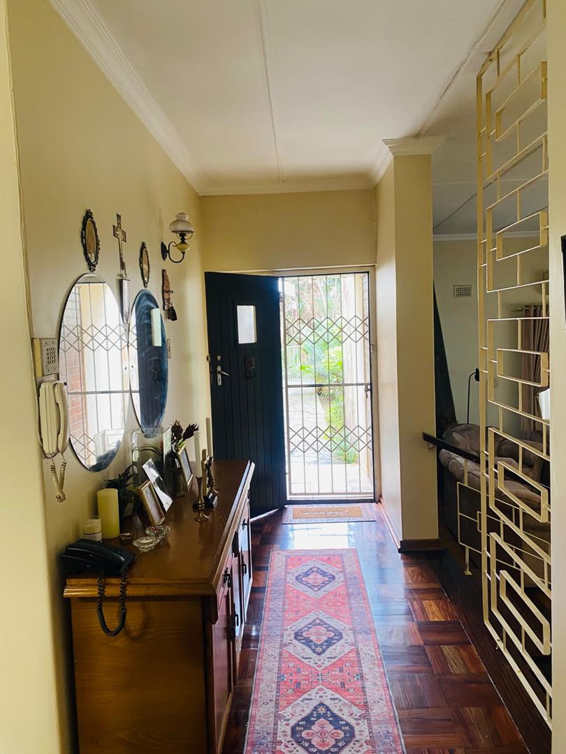 4 Bedroom Property for Sale in Dawncliffe KwaZulu-Natal