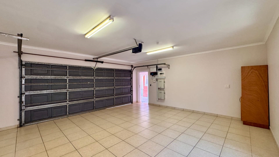 3 Bedroom Property for Sale in Mount Edgecombe Country Estate KwaZulu-Natal