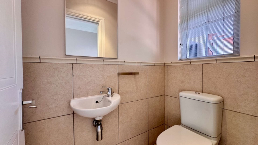 3 Bedroom Property for Sale in Mount Edgecombe Country Estate KwaZulu-Natal