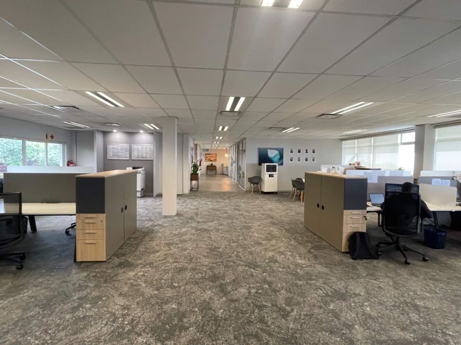 To Let Commercial Property for Rent in La Lucia KwaZulu-Natal