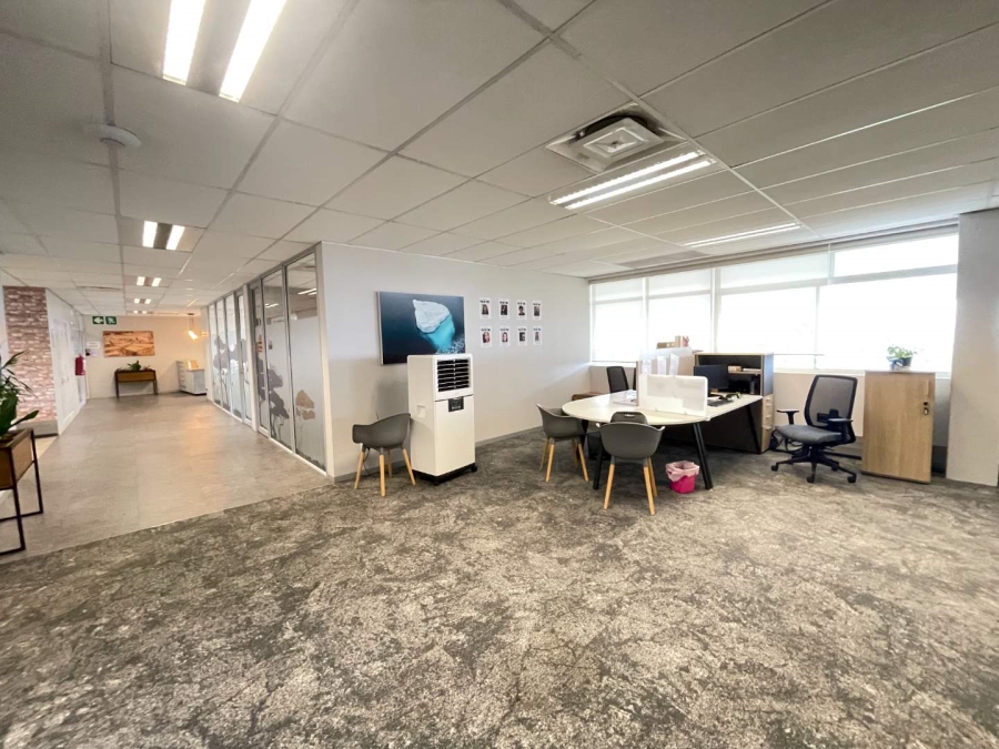 To Let Commercial Property for Rent in La Lucia KwaZulu-Natal