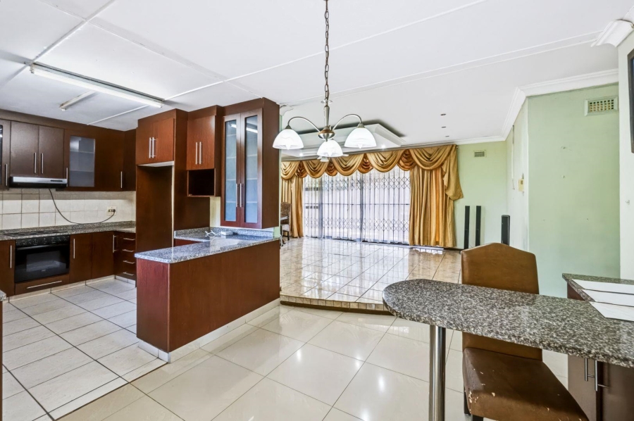 3 Bedroom Property for Sale in Amanzimtoti KwaZulu-Natal