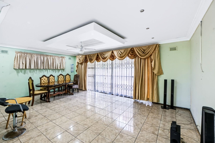 3 Bedroom Property for Sale in Amanzimtoti KwaZulu-Natal