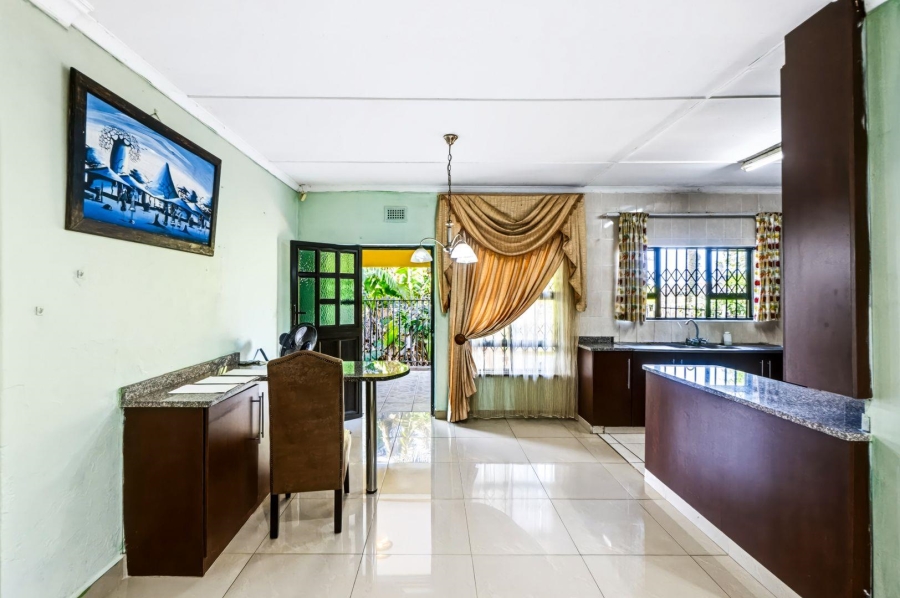 3 Bedroom Property for Sale in Amanzimtoti KwaZulu-Natal