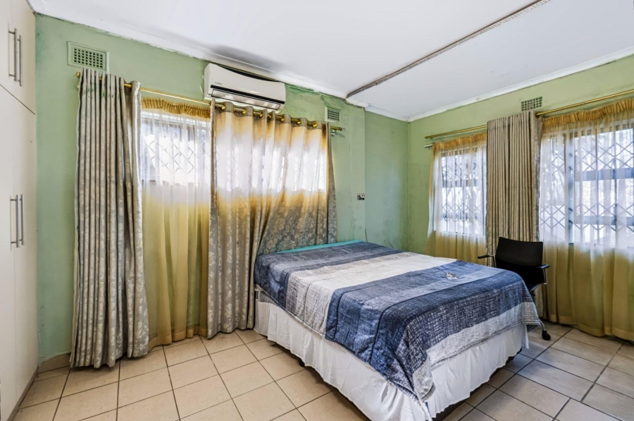 3 Bedroom Property for Sale in Amanzimtoti KwaZulu-Natal