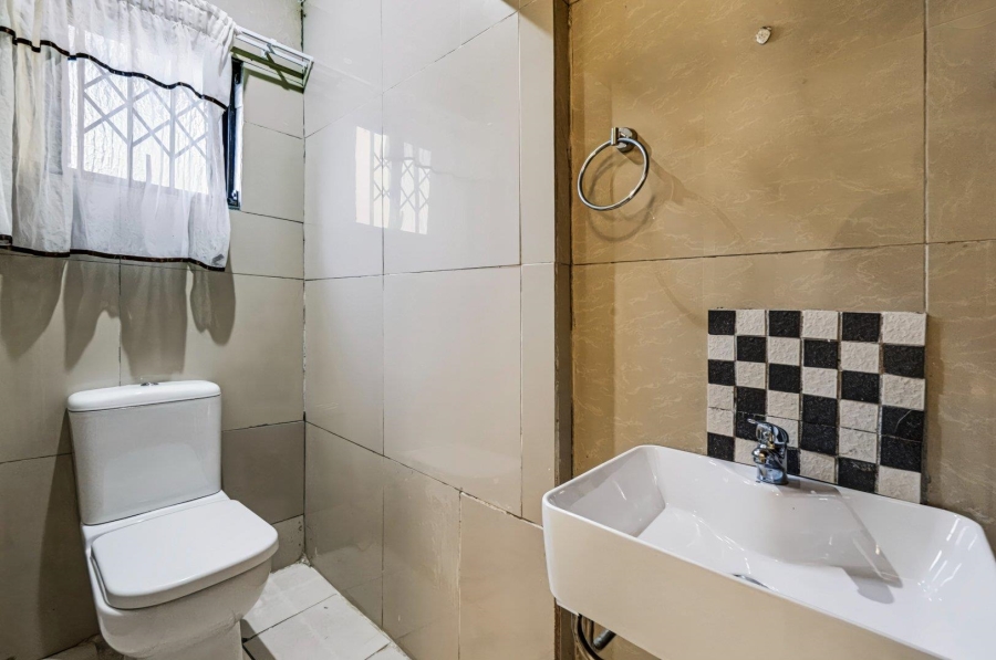 3 Bedroom Property for Sale in Amanzimtoti KwaZulu-Natal