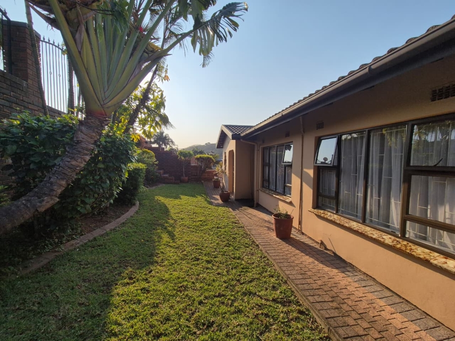 4 Bedroom Property for Sale in Kharwastan KwaZulu-Natal