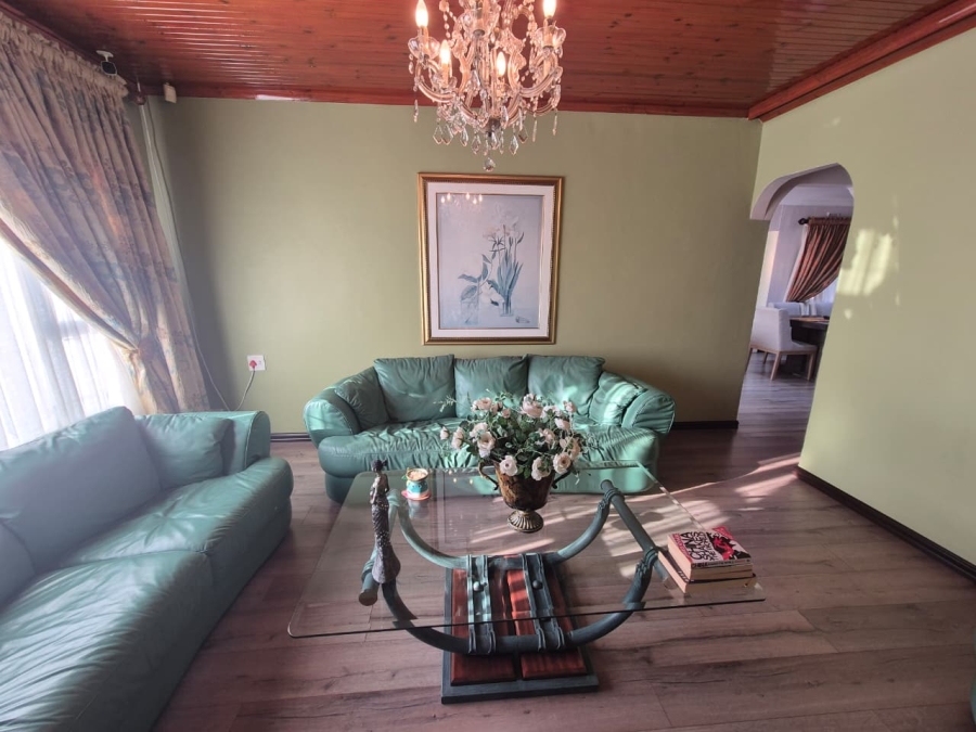 4 Bedroom Property for Sale in Kharwastan KwaZulu-Natal