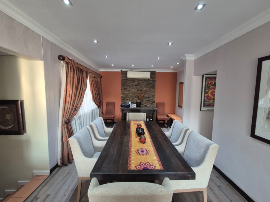 4 Bedroom Property for Sale in Kharwastan KwaZulu-Natal
