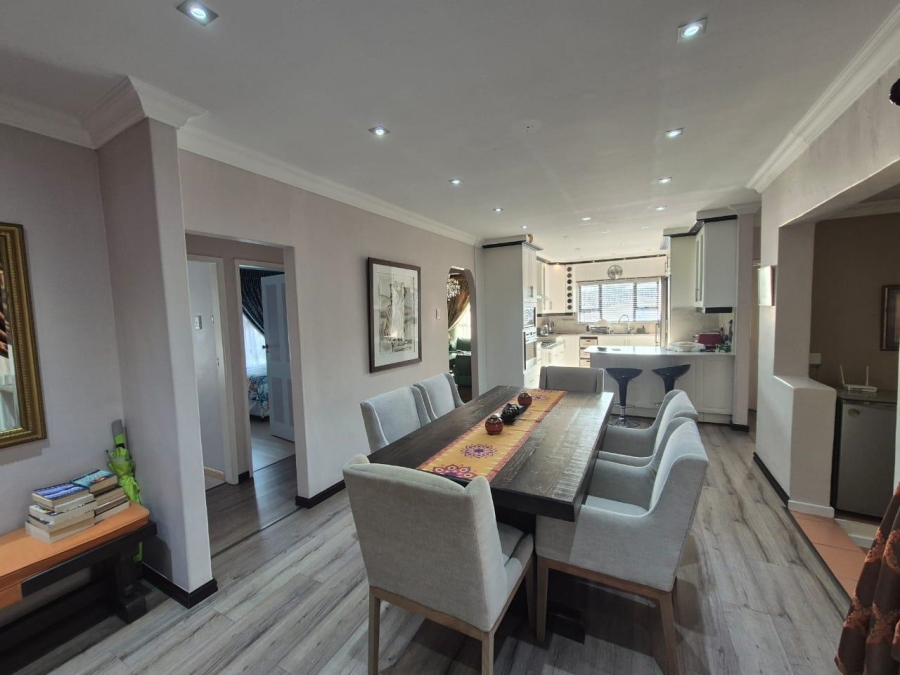 4 Bedroom Property for Sale in Kharwastan KwaZulu-Natal