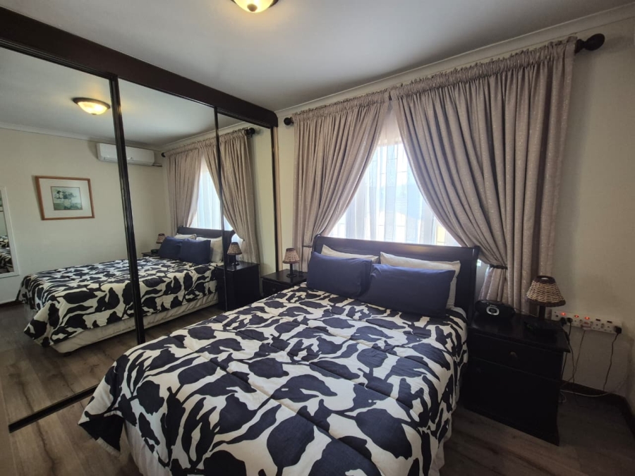 4 Bedroom Property for Sale in Kharwastan KwaZulu-Natal