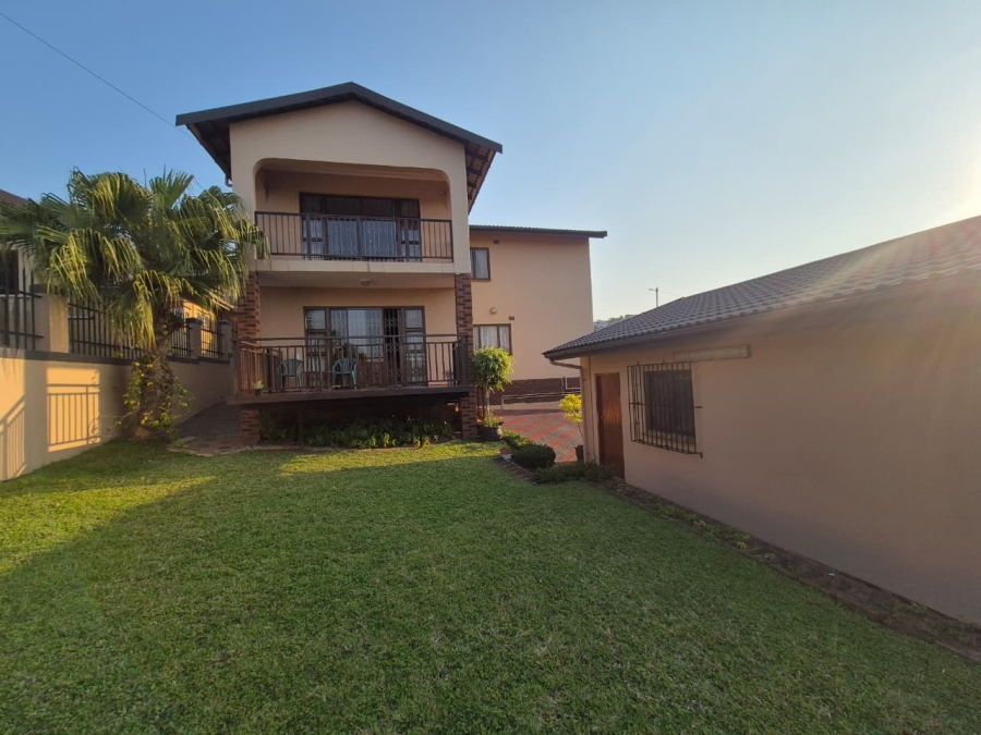4 Bedroom Property for Sale in Kharwastan KwaZulu-Natal