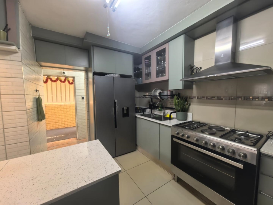 5 Bedroom Property for Sale in Shallcross KwaZulu-Natal