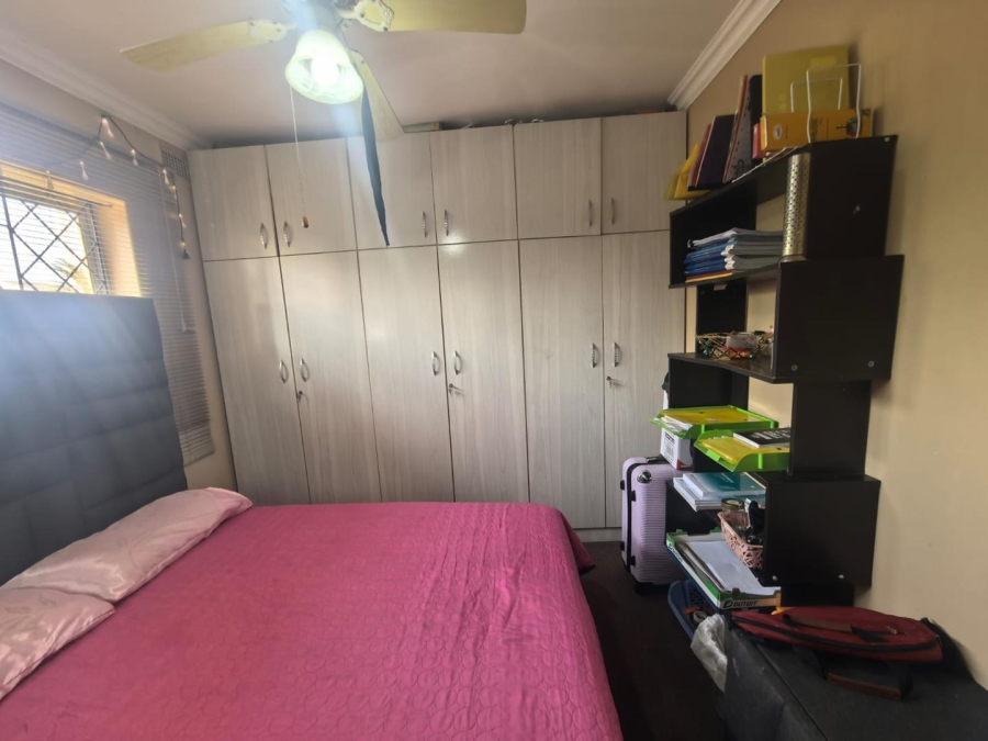 5 Bedroom Property for Sale in Shallcross KwaZulu-Natal