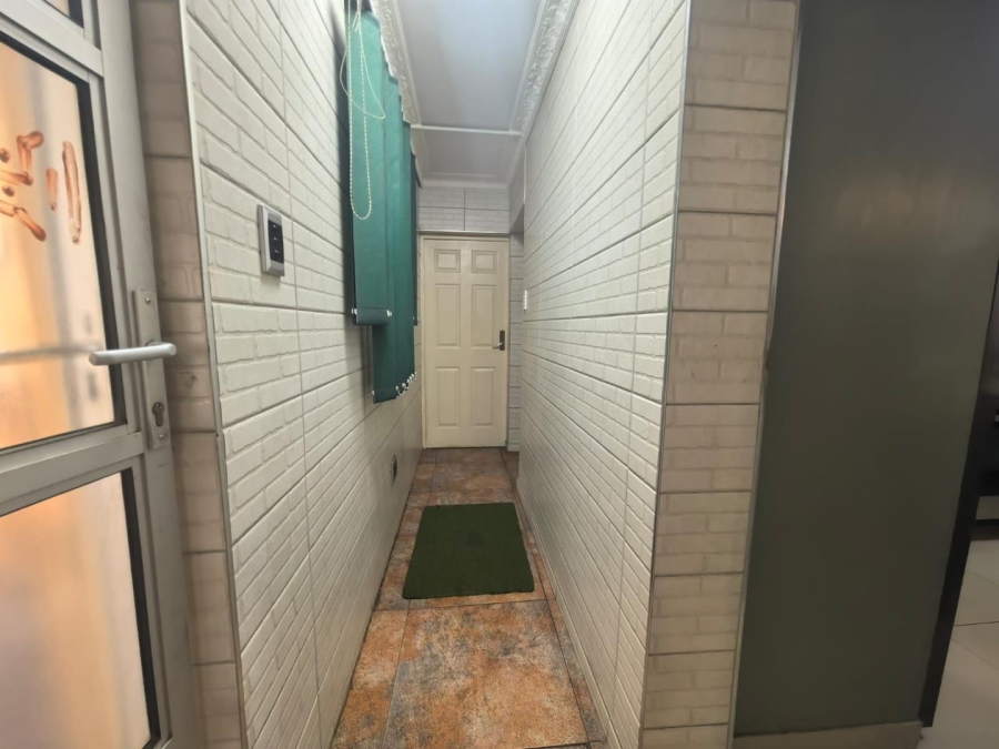 5 Bedroom Property for Sale in Shallcross KwaZulu-Natal