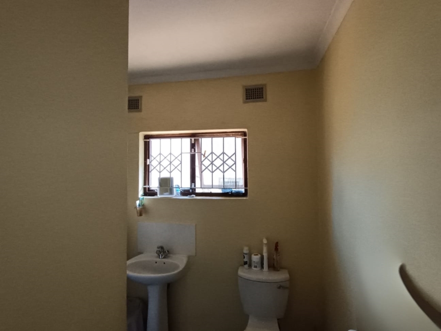 2 Bedroom Property for Sale in Sea View KwaZulu-Natal