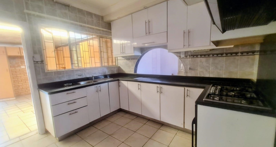 To Let 3 Bedroom Property for Rent in Bluff KwaZulu-Natal