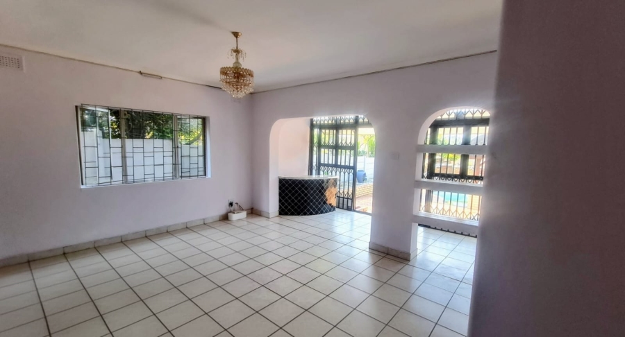 To Let 3 Bedroom Property for Rent in Bluff KwaZulu-Natal