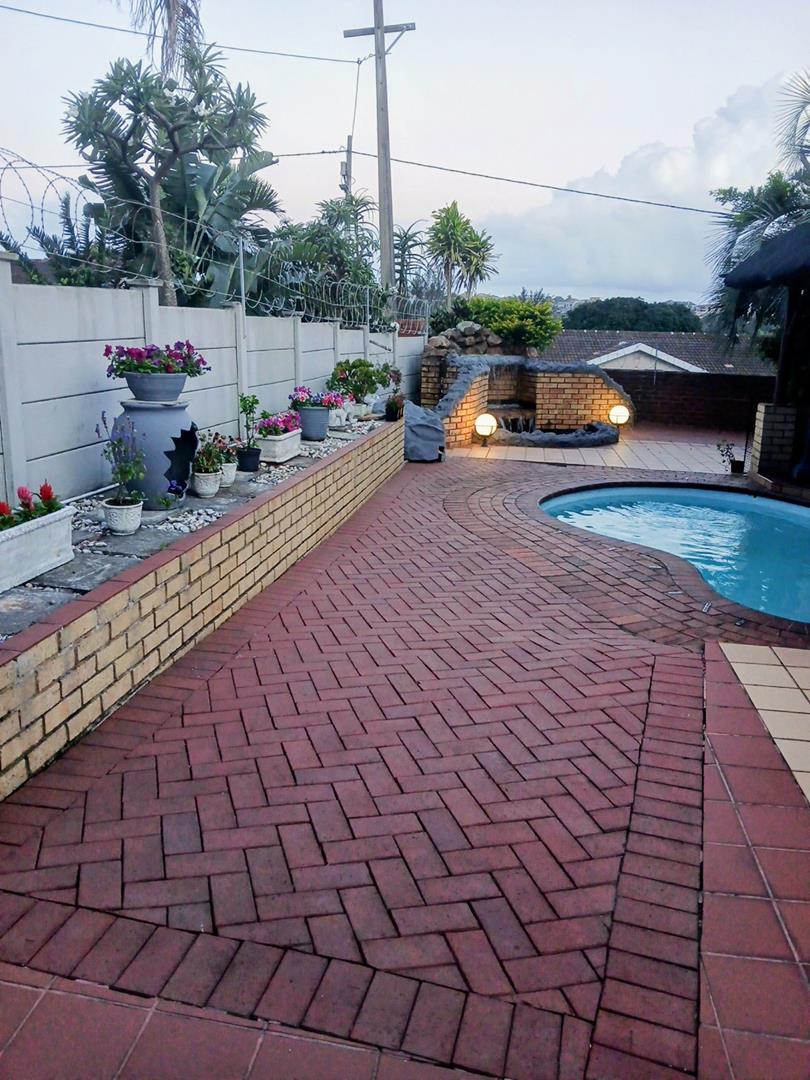To Let 3 Bedroom Property for Rent in Bluff KwaZulu-Natal