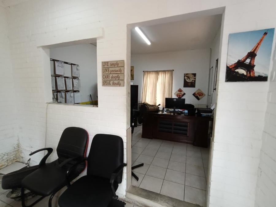 To Let Commercial Property for Rent in Pinetown KwaZulu-Natal