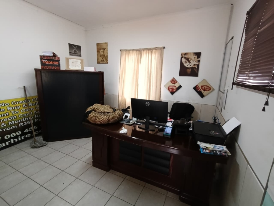 To Let Commercial Property for Rent in Pinetown KwaZulu-Natal