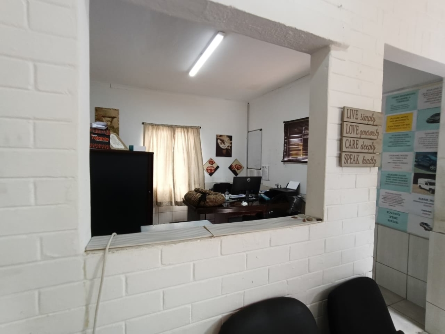 To Let Commercial Property for Rent in Pinetown KwaZulu-Natal