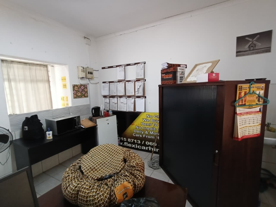 To Let Commercial Property for Rent in Pinetown KwaZulu-Natal