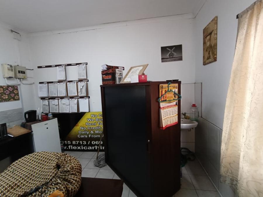 To Let Commercial Property for Rent in Pinetown KwaZulu-Natal