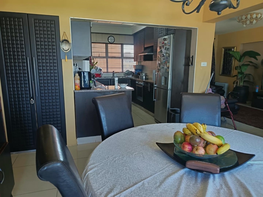 2 Bedroom Property for Sale in Point KwaZulu-Natal