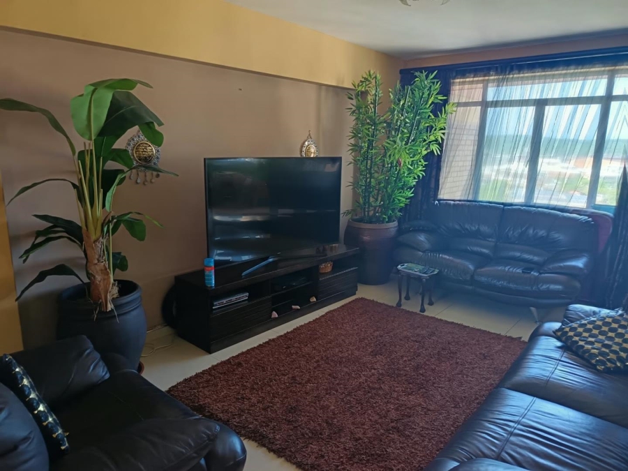 2 Bedroom Property for Sale in Point KwaZulu-Natal
