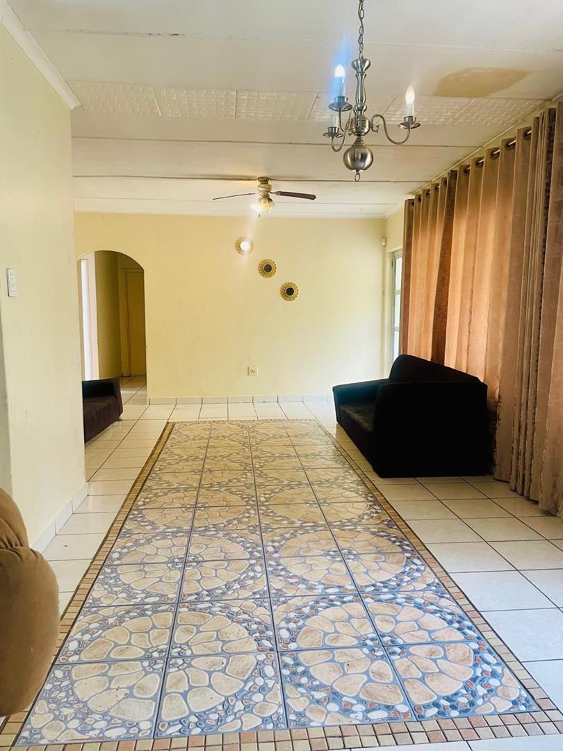 4 Bedroom Property for Sale in Regency Park KwaZulu-Natal