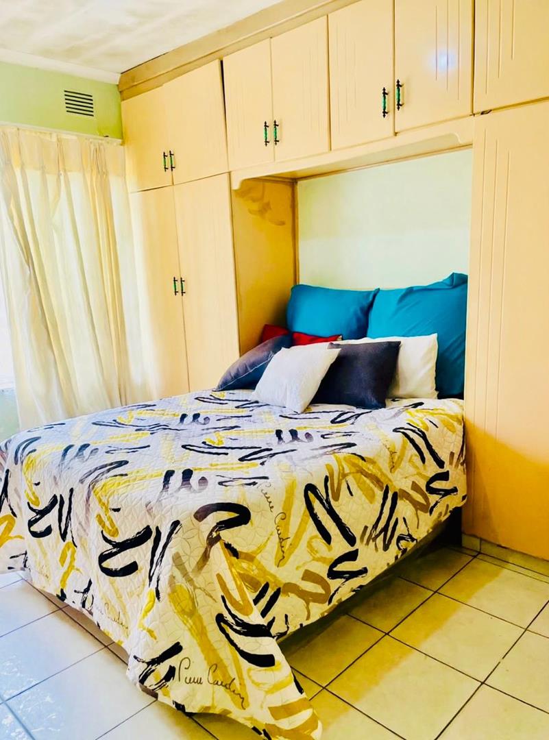 4 Bedroom Property for Sale in Regency Park KwaZulu-Natal