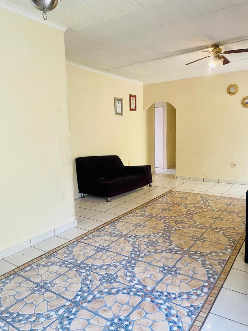 4 Bedroom Property for Sale in Regency Park KwaZulu-Natal
