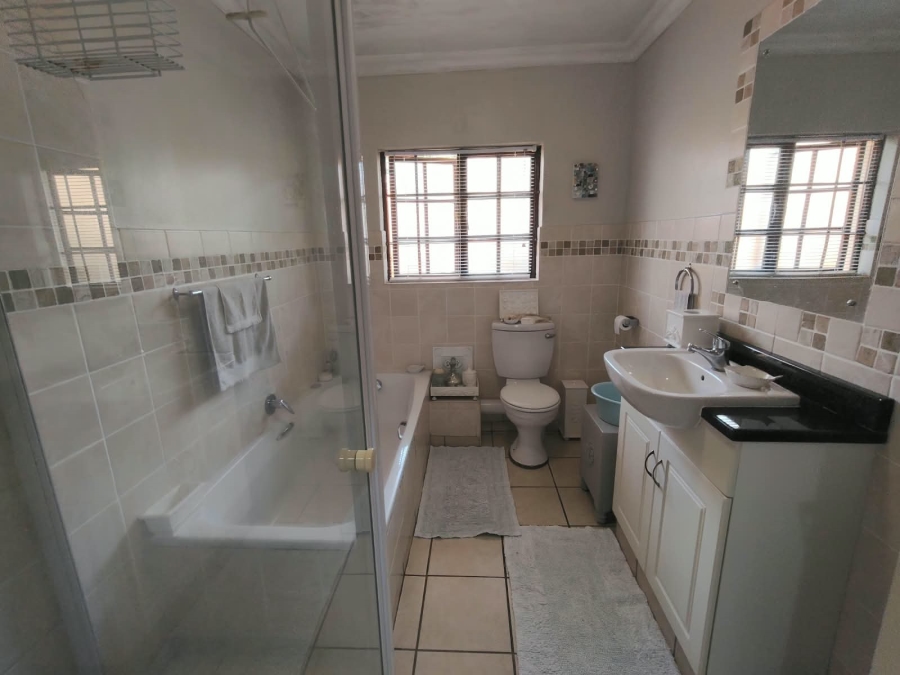 1 Bedroom Property for Sale in Eagle Ridge Estate KwaZulu-Natal