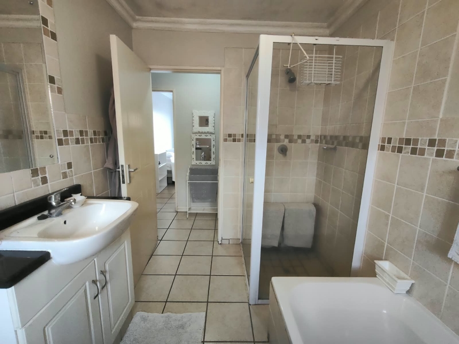 1 Bedroom Property for Sale in Eagle Ridge Estate KwaZulu-Natal