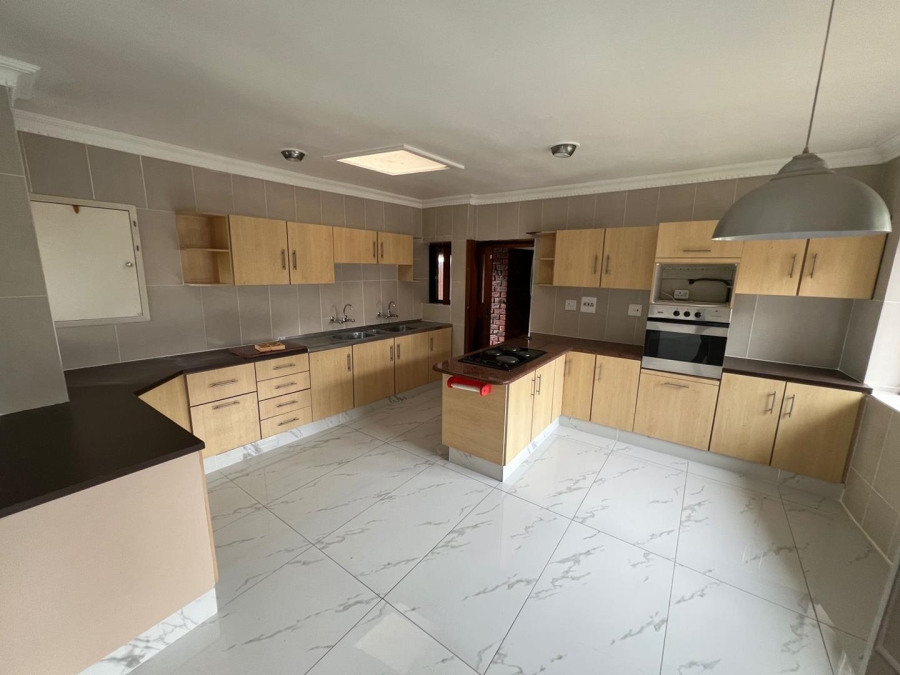 4 Bedroom Property for Sale in Reservoir Hills KwaZulu-Natal