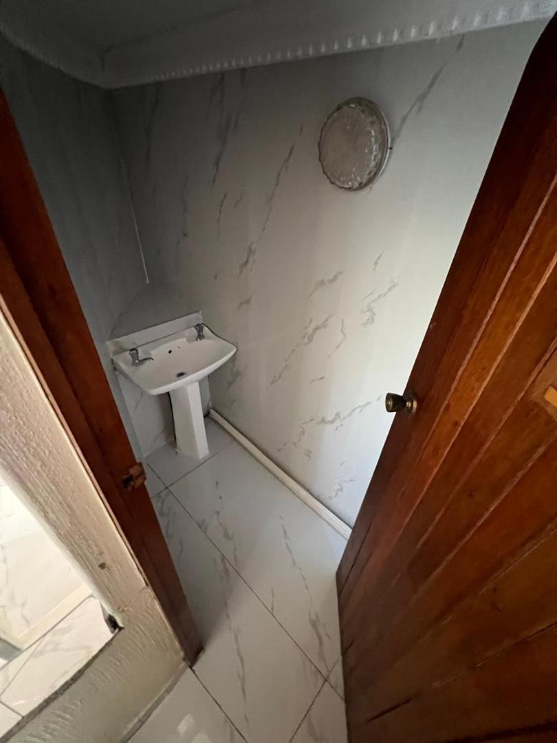 4 Bedroom Property for Sale in Reservoir Hills KwaZulu-Natal