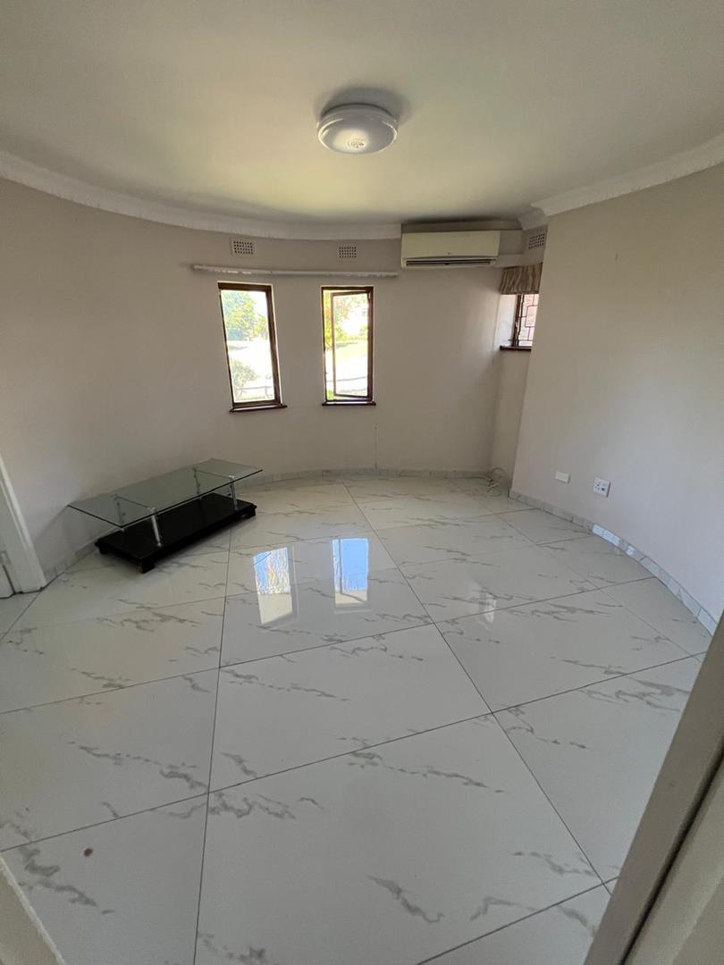 4 Bedroom Property for Sale in Reservoir Hills KwaZulu-Natal