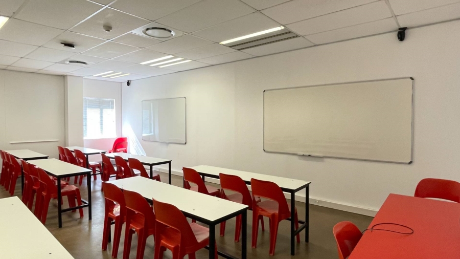 To Let Commercial Property for Rent in La Lucia KwaZulu-Natal