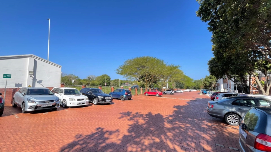 To Let Commercial Property for Rent in La Lucia KwaZulu-Natal