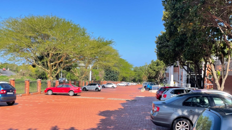 To Let Commercial Property for Rent in La Lucia KwaZulu-Natal