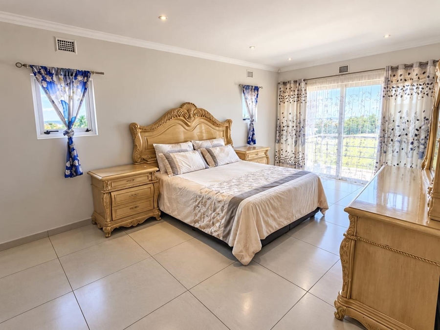 8 Bedroom Property for Sale in Bluff KwaZulu-Natal