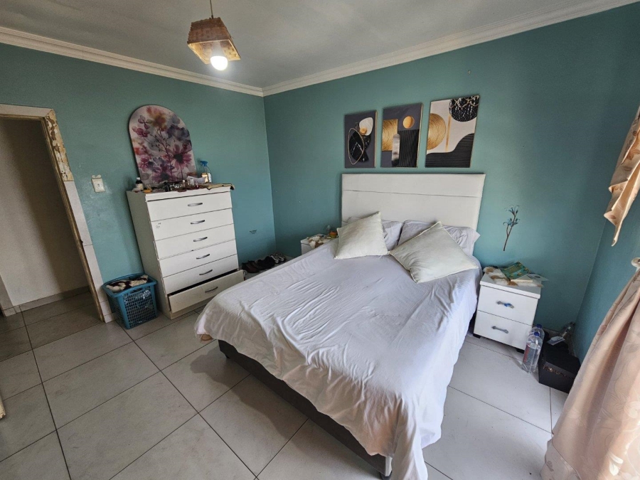 8 Bedroom Property for Sale in Bluff KwaZulu-Natal