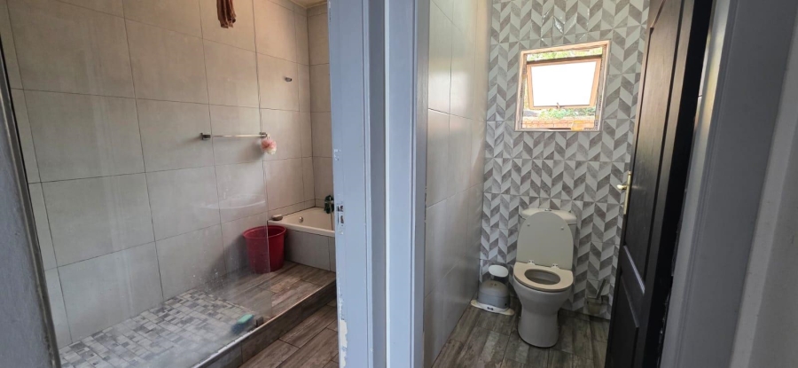 8 Bedroom Property for Sale in Bluff KwaZulu-Natal